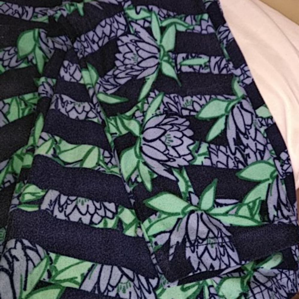 LuLaRoe One Size Girls Leggings 2 Pair - Picture 3 of 8